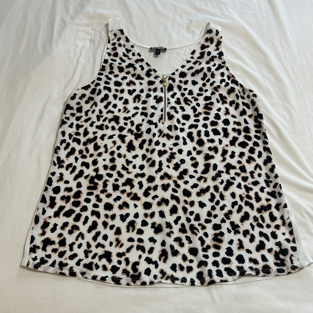 Express Womens Leopard Print Half Zip Sleeveless Blouse White Black Tan Medium
